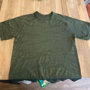 Lululemon Vent Tech Short Sleeve Shirt Green Camo